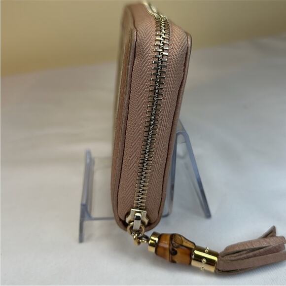Gucci GG long zip wallet w/ pink metallic leather trim and interior - Picture 5 of 9